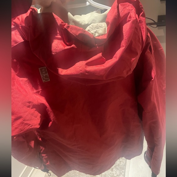 Womens ski/snowboarding jacket. Bonfire. Size medium, fit loose (I’m a small). - Picture 2 of 3